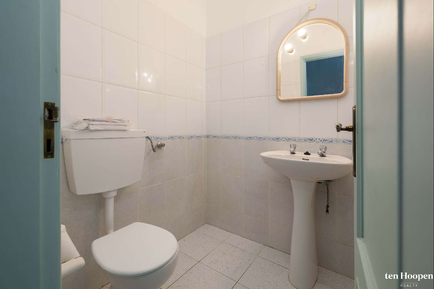  te koop bedrijfsruimte/ kantoor Lagos Lagos 7