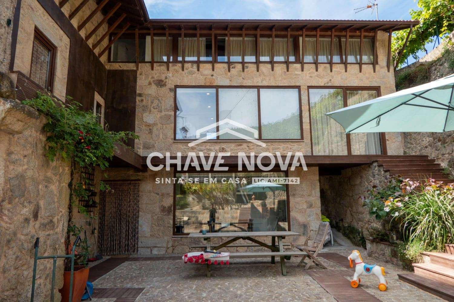  te koop huis Codal Vale De Cambra 1
