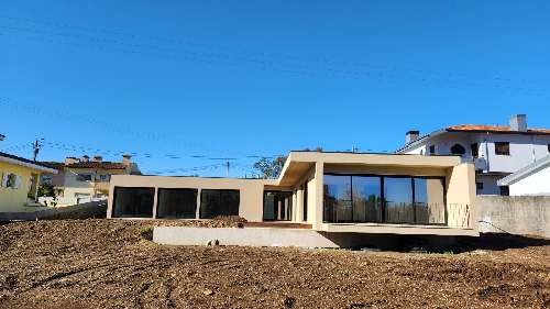 Guidões Trofa Haus Bild 310726