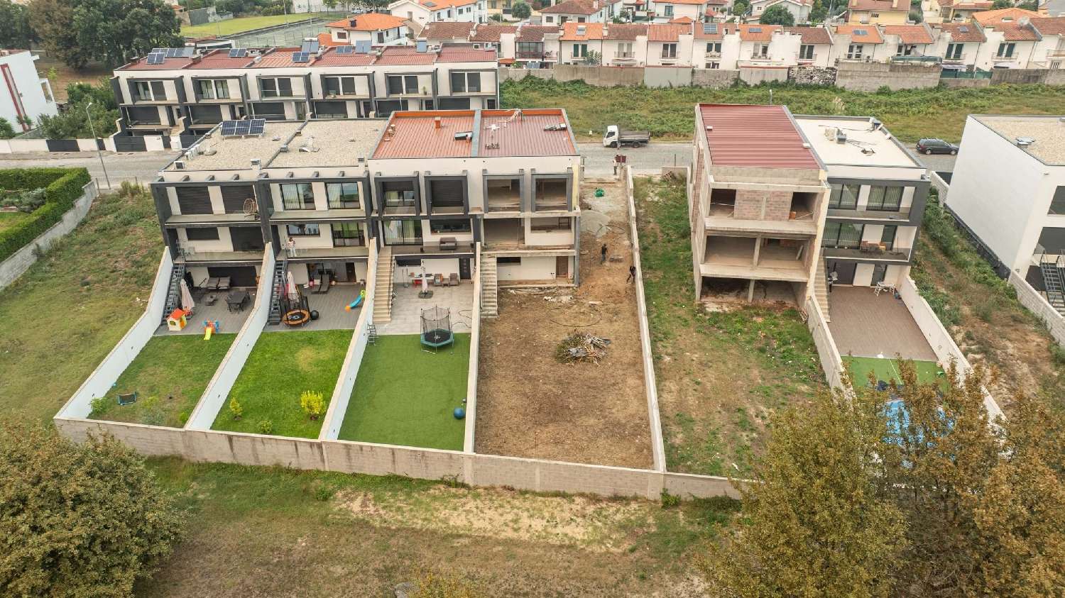  te koop huis São Pedro Merelim Braga 5