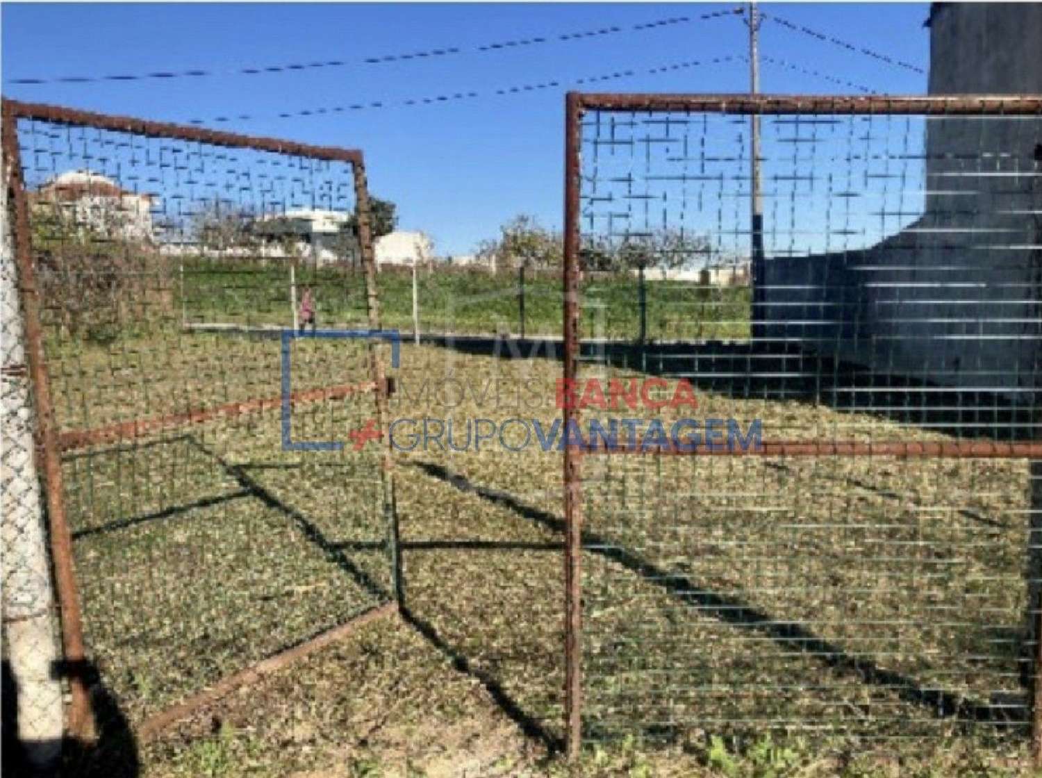 te koop terrein Apelação Loures 1