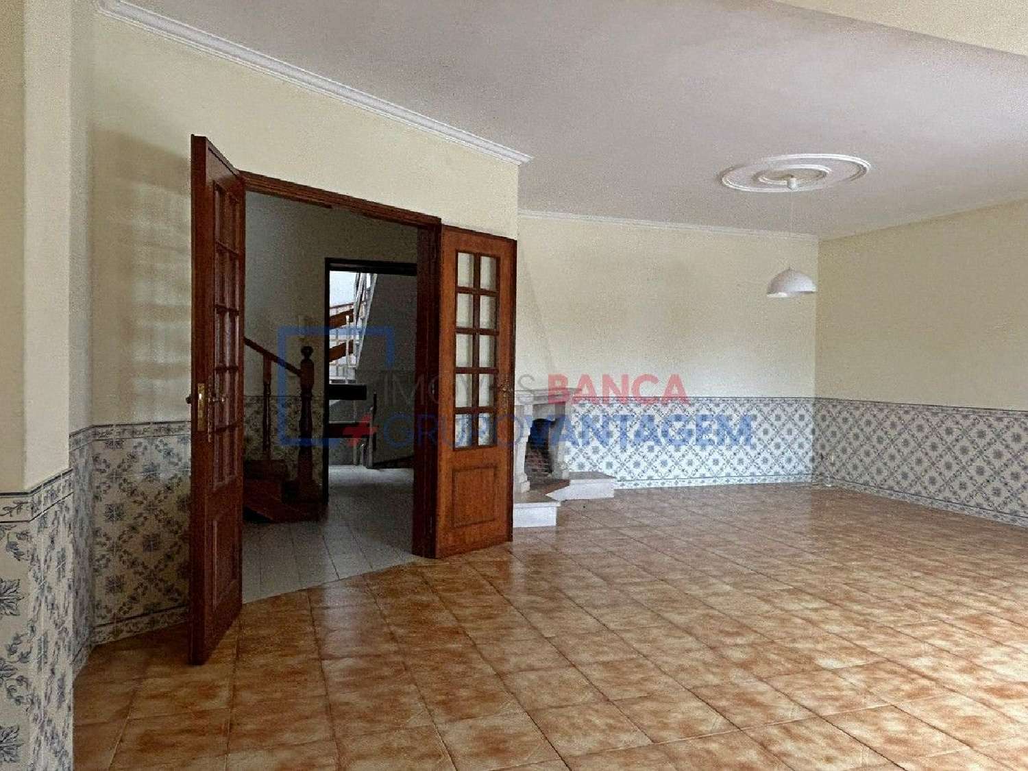  à venda apartamento Oliveirinha Aveiro 2