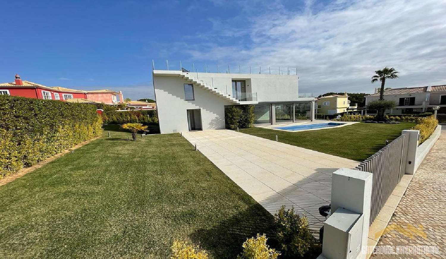  te koop huis Vale do Lobo Tondela 2