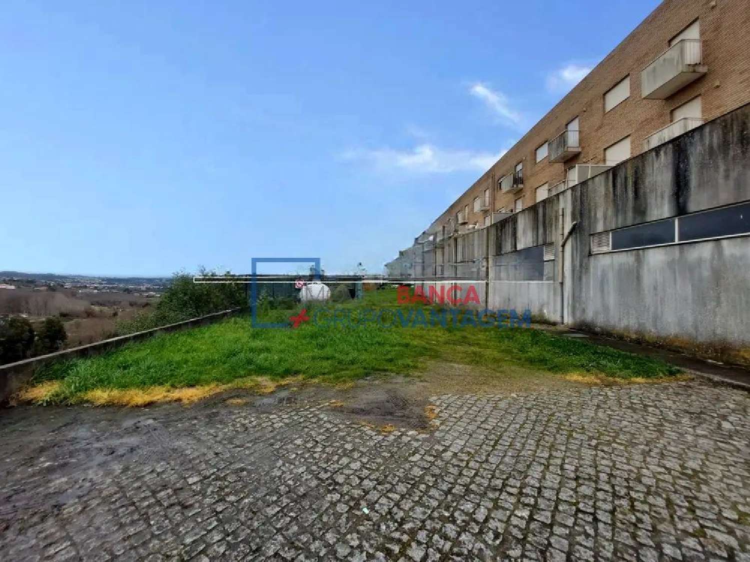  te koop terrein Louredo Paredes 1