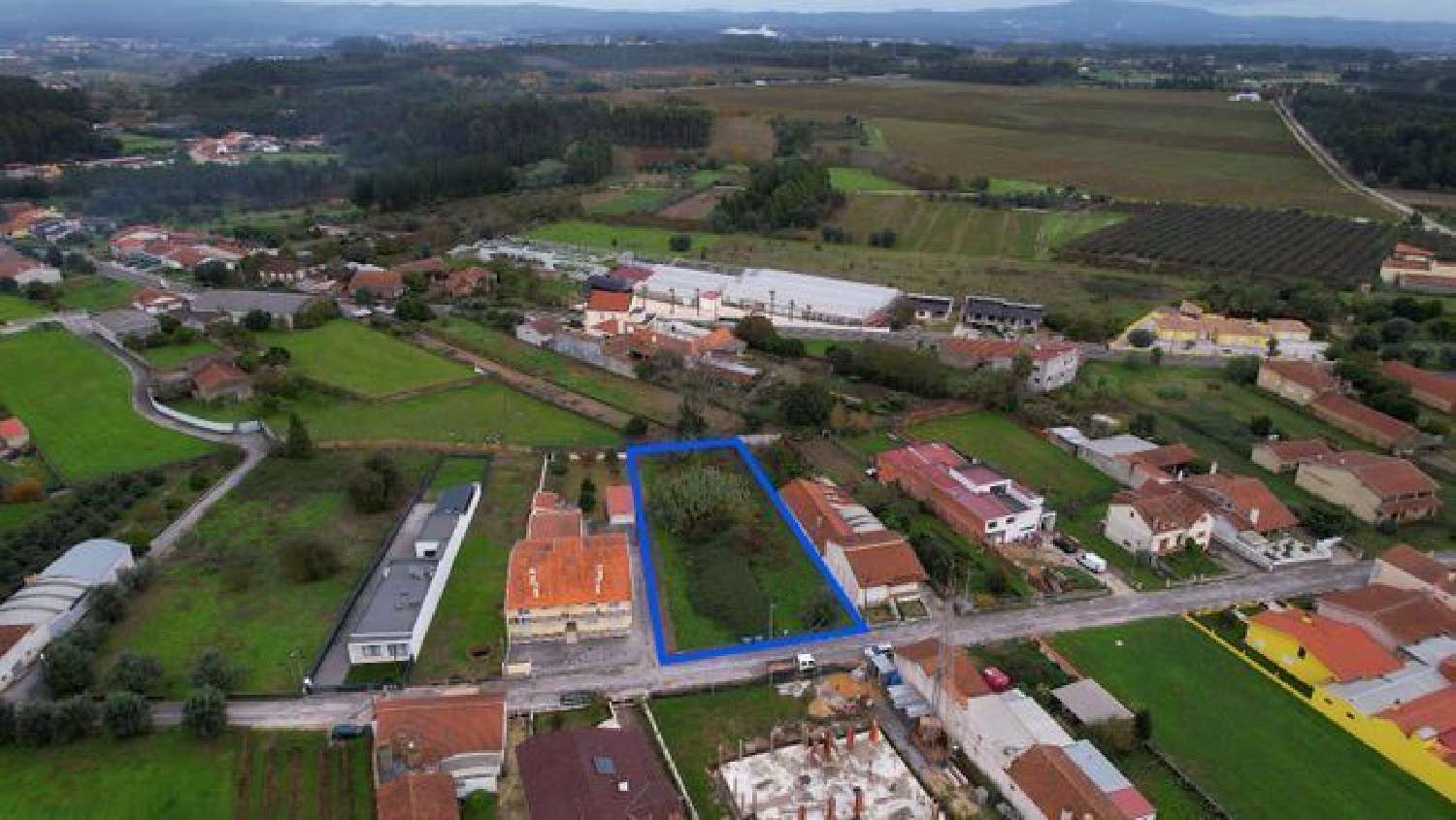 à venda terreno Vale de Estevão Anadia 3