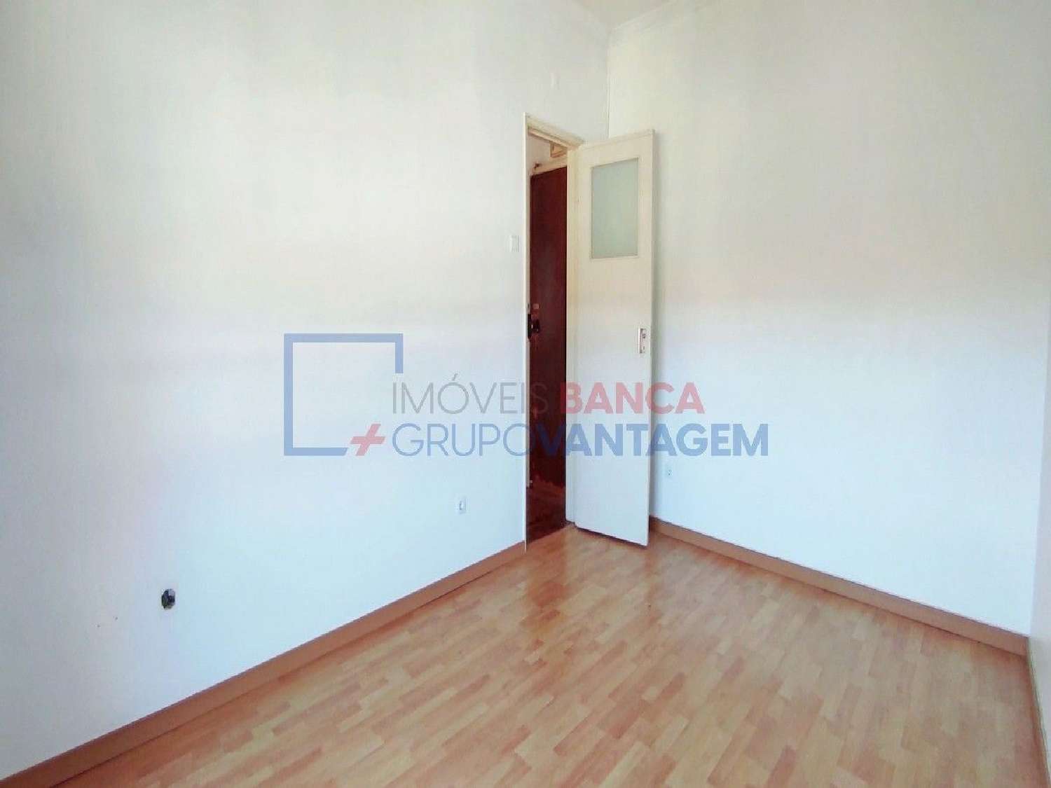  te koop appartement Carnaxide Oeiras 3
