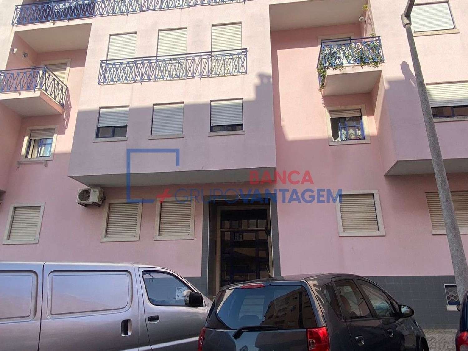  te koop appartement Corroios Seixal 3