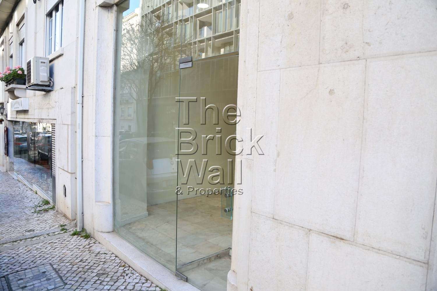  te koop bedrijfsruimte/ kantoor Lissabon Lissabon 3