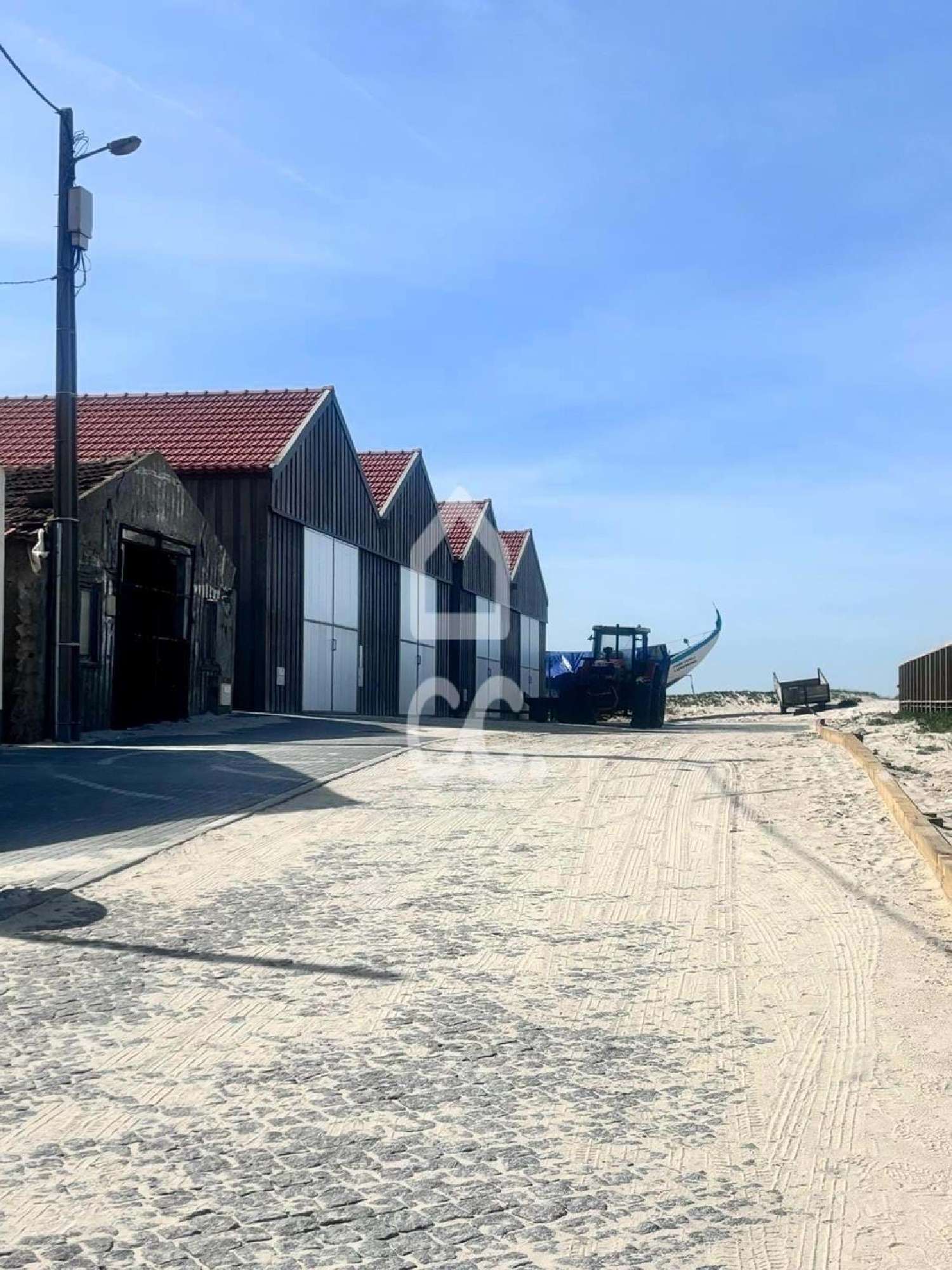 te koop bedrijfsruimte/ kantoor Marinha Grande Marinha Grande 2