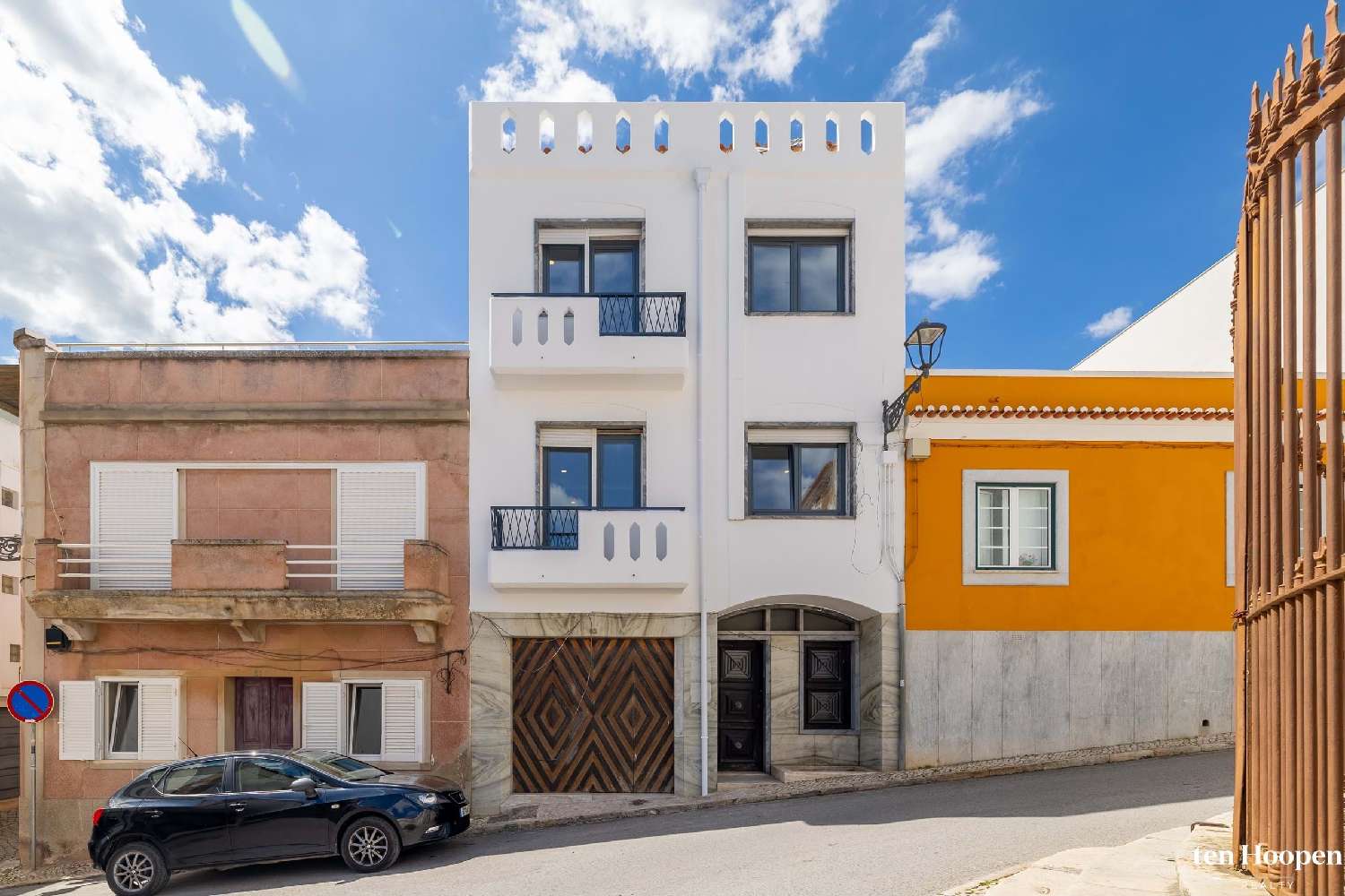  te koop huis Lagos Lagos 2