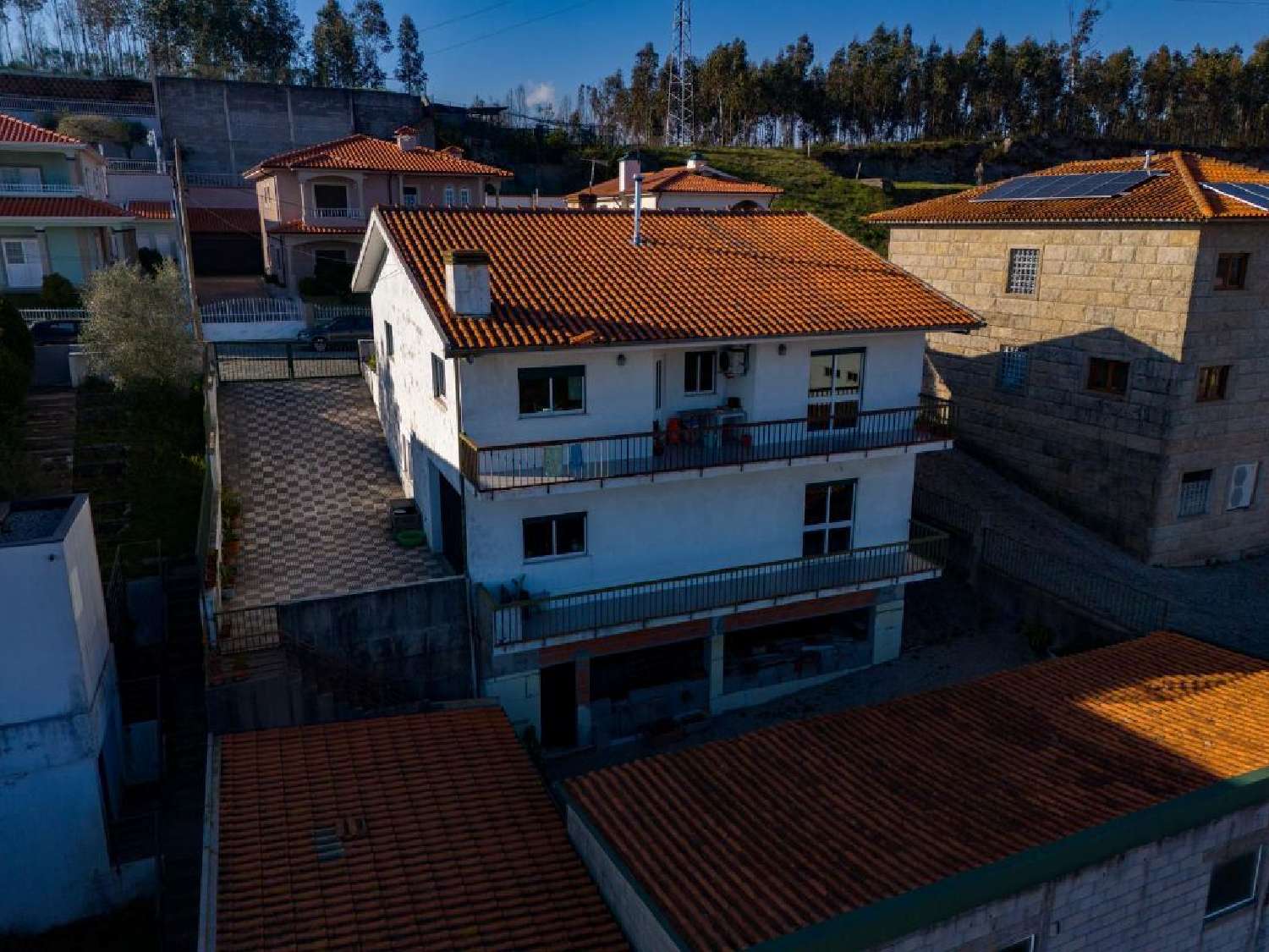  köpa hus Mancelos Amarante 3