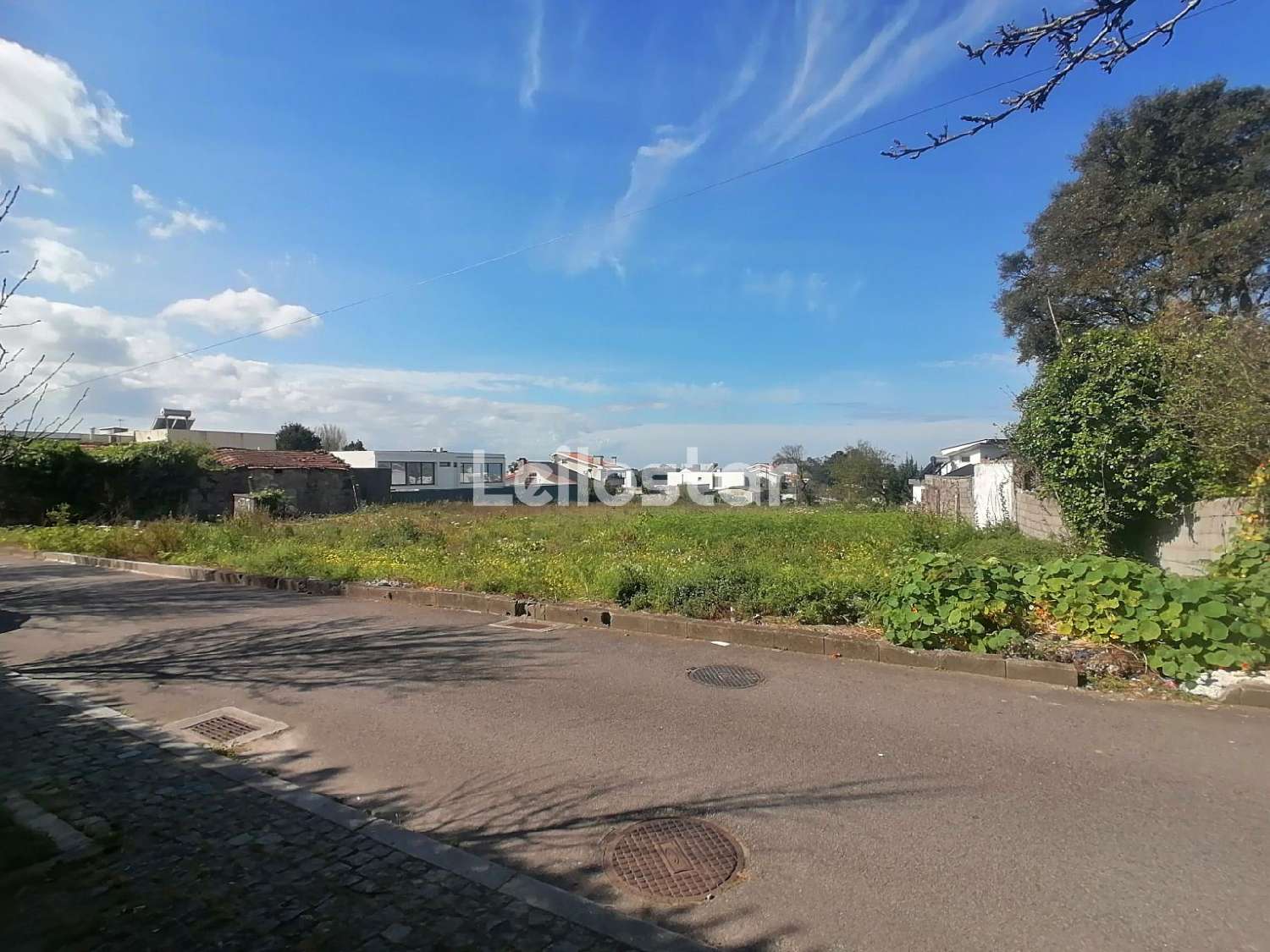  te koop terrein Canidelo Viseu 2