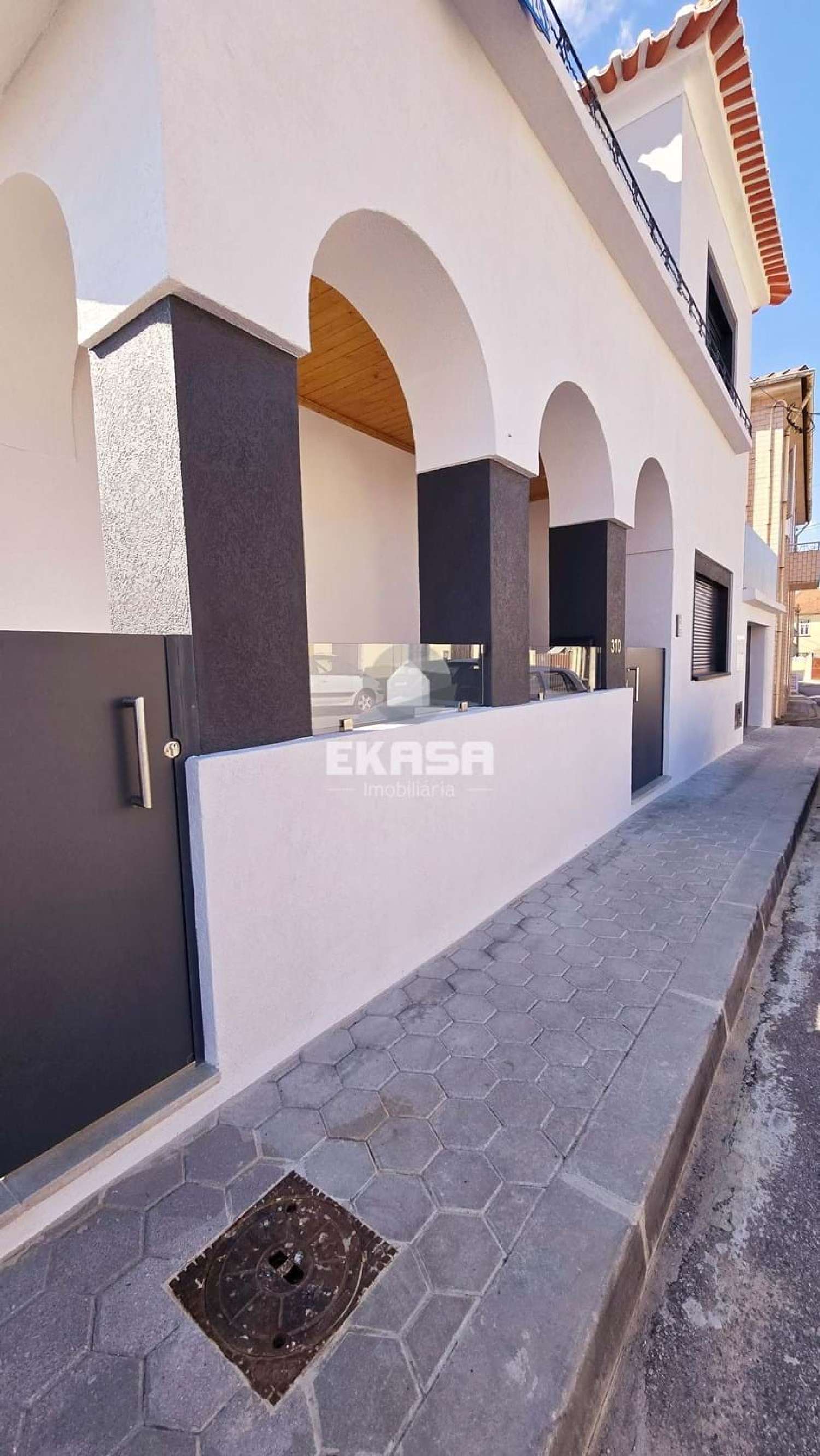  te koop villa Santa Maria da Feira Santa Maria Da Feira 4