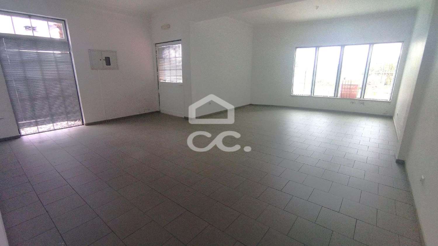  en venta local comercial Marinha Grande Marinha Grande 1