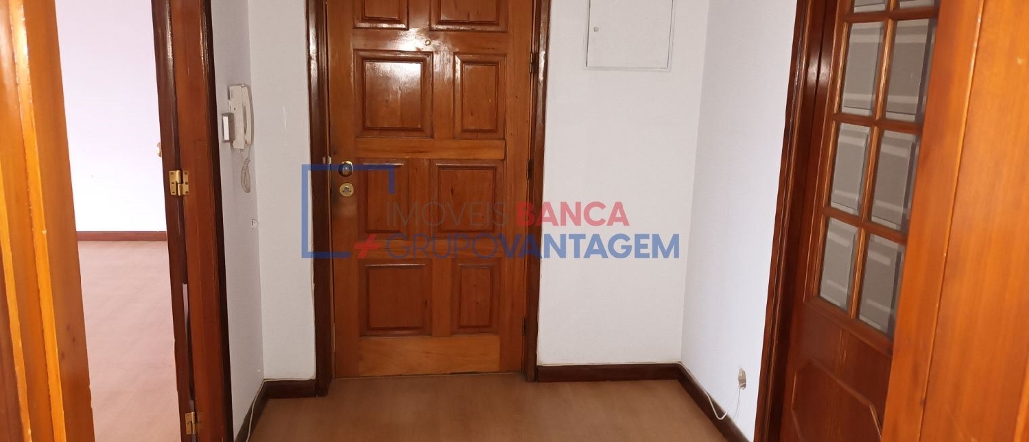 à venda apartamento Delães Vila Nova De Famalicão 2