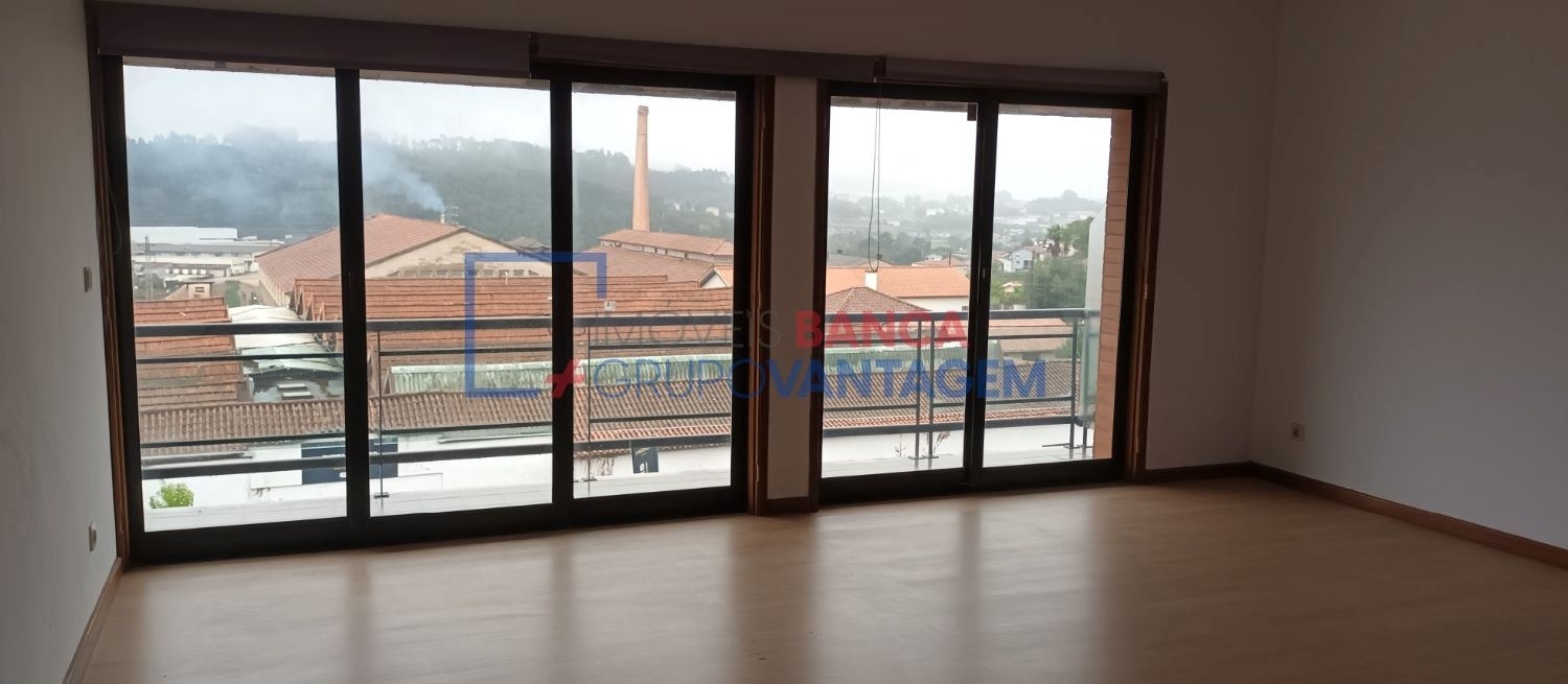à venda apartamento Delães Vila Nova De Famalicão 3