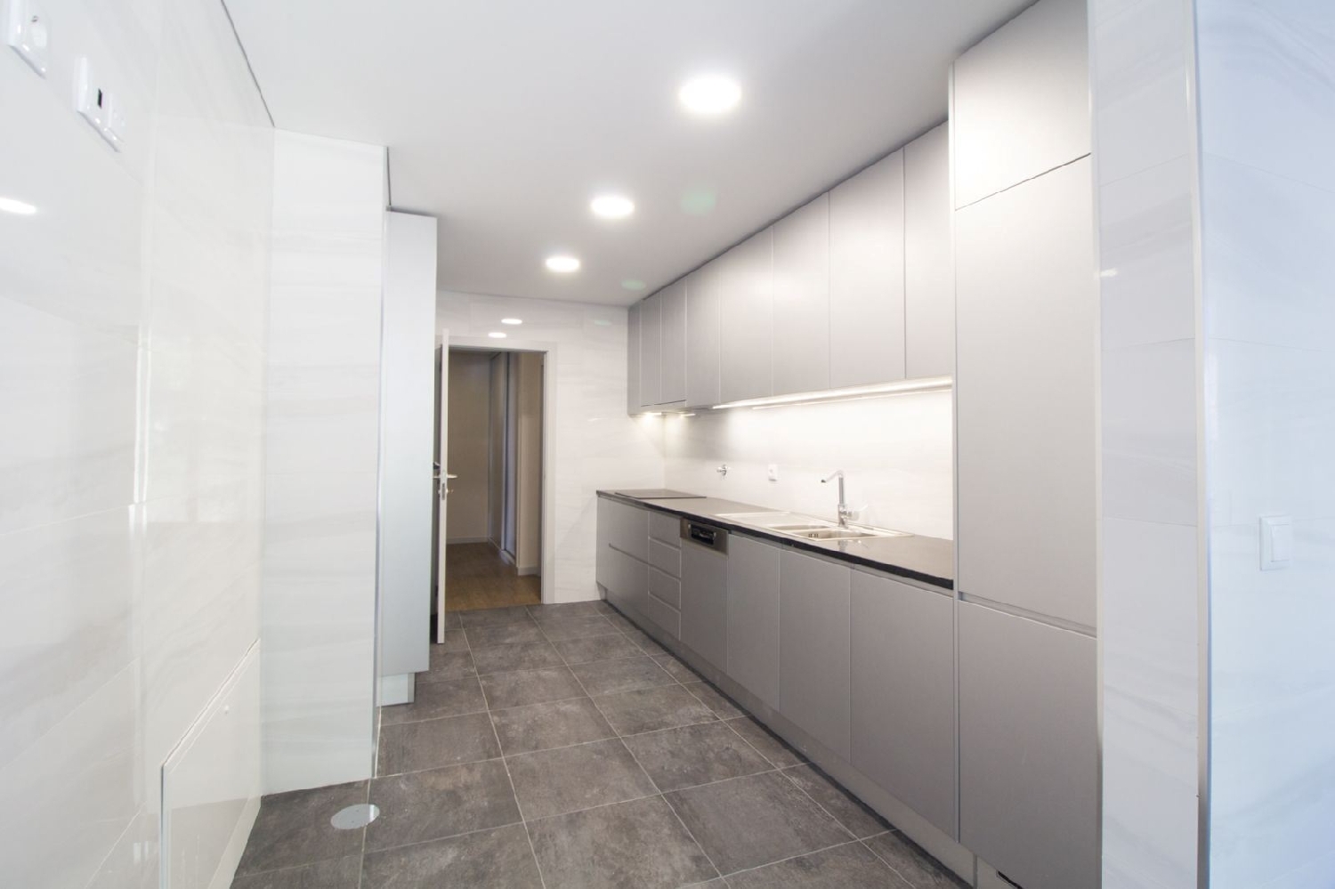  te koop appartement Porto Porto 3