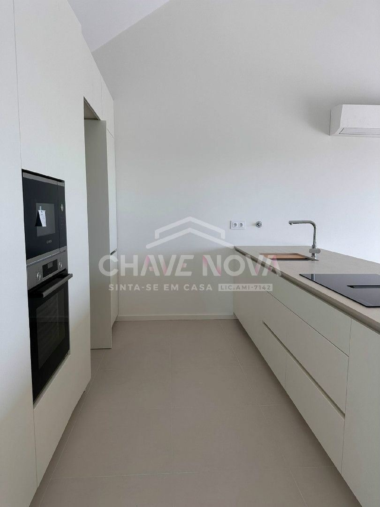 à venda apartamento Ver Arouca 3