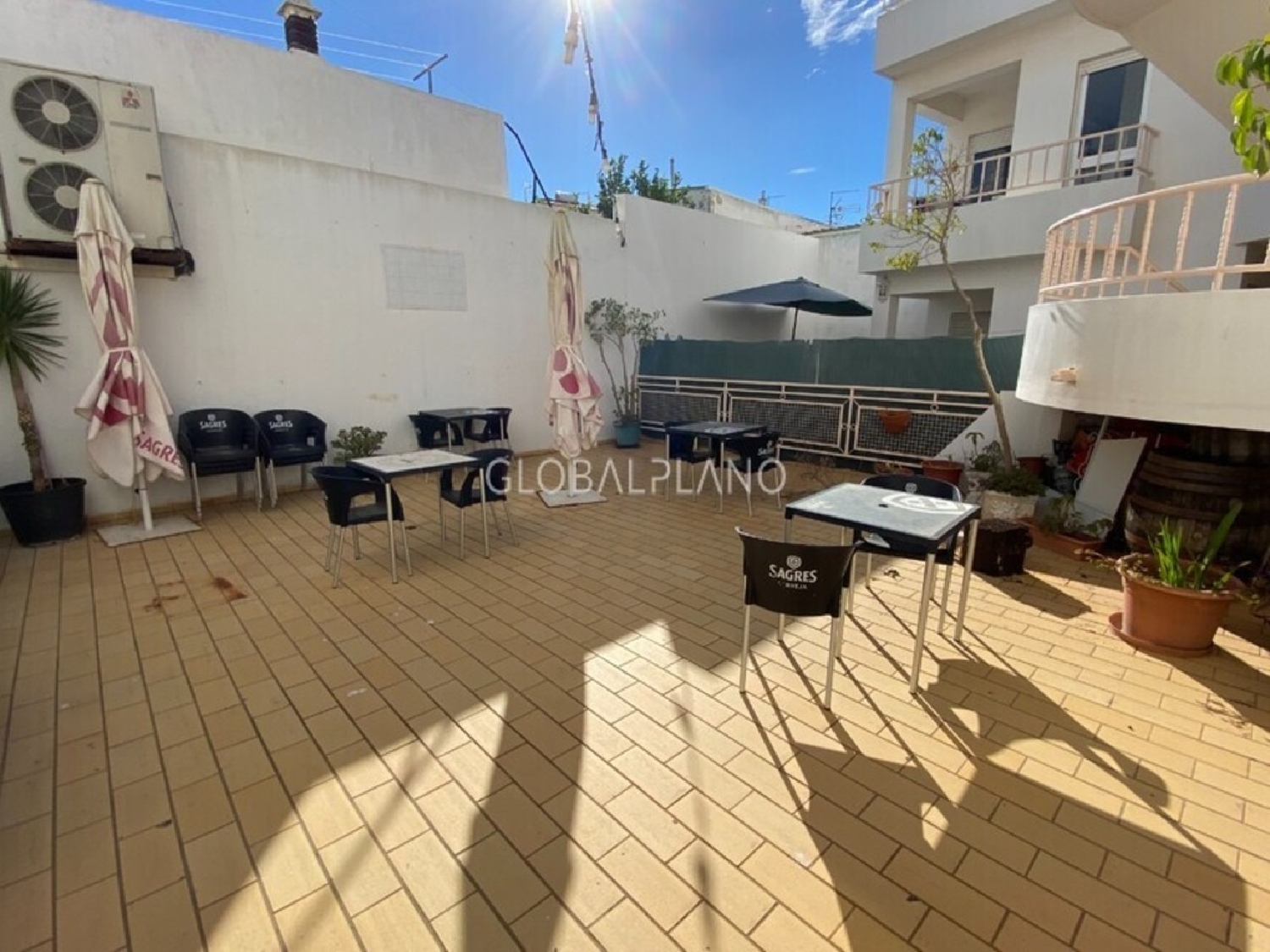 te koop bedrijfsruimte/ kantoor Alvor Portimão 2