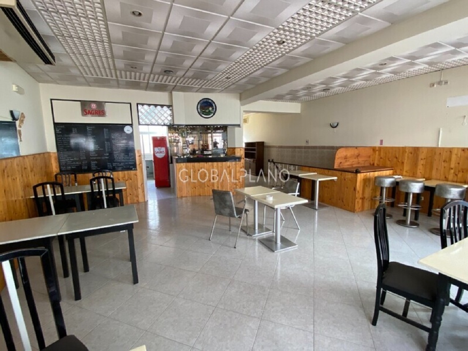te koop bedrijfsruimte/ kantoor Alvor Portimão 3