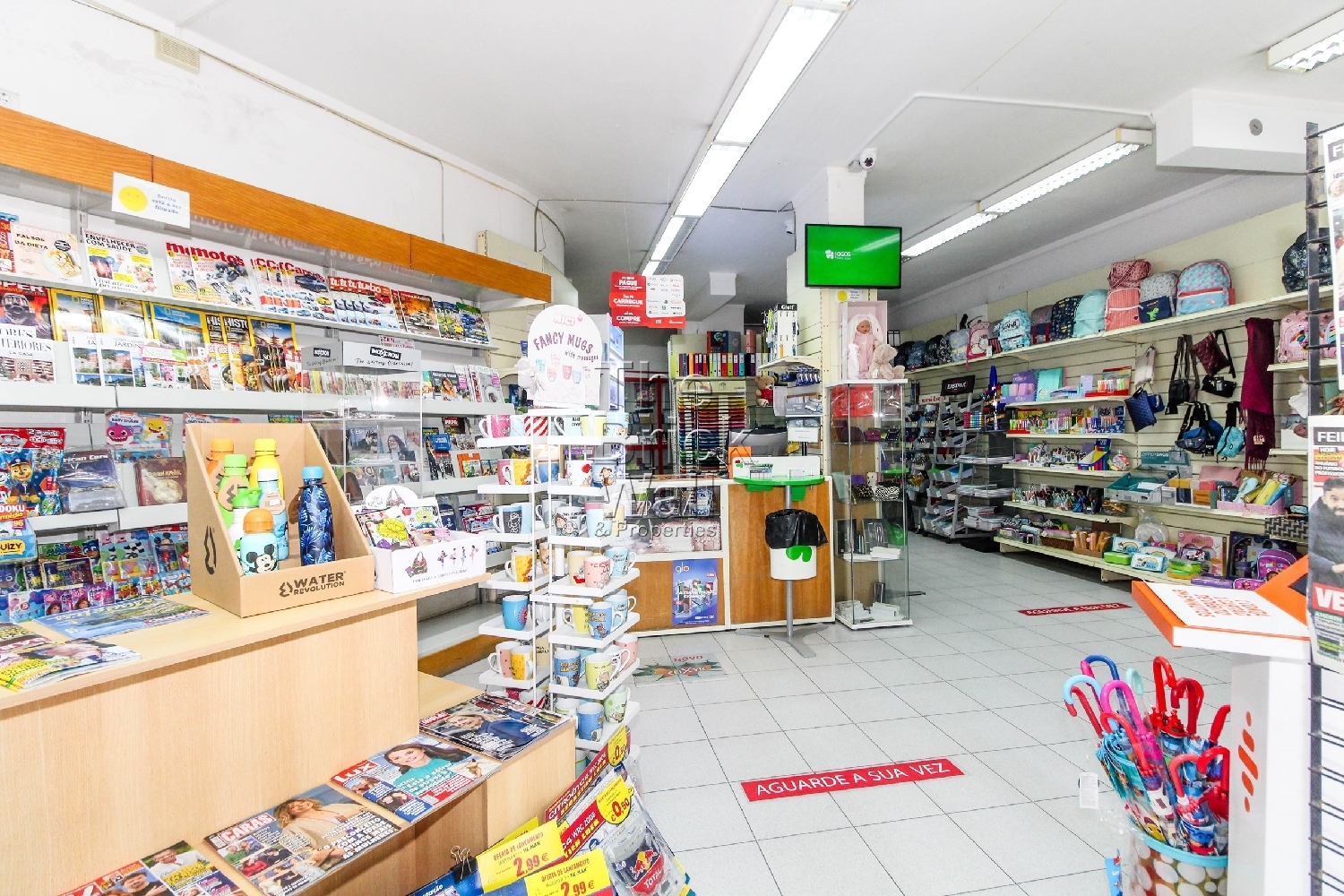  te koop bedrijfsruimte/ kantoor Loures Loures 2