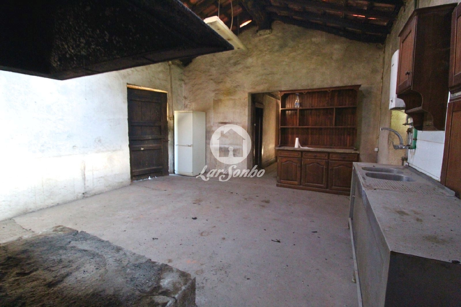 à venda casa Airó Barcelos 2