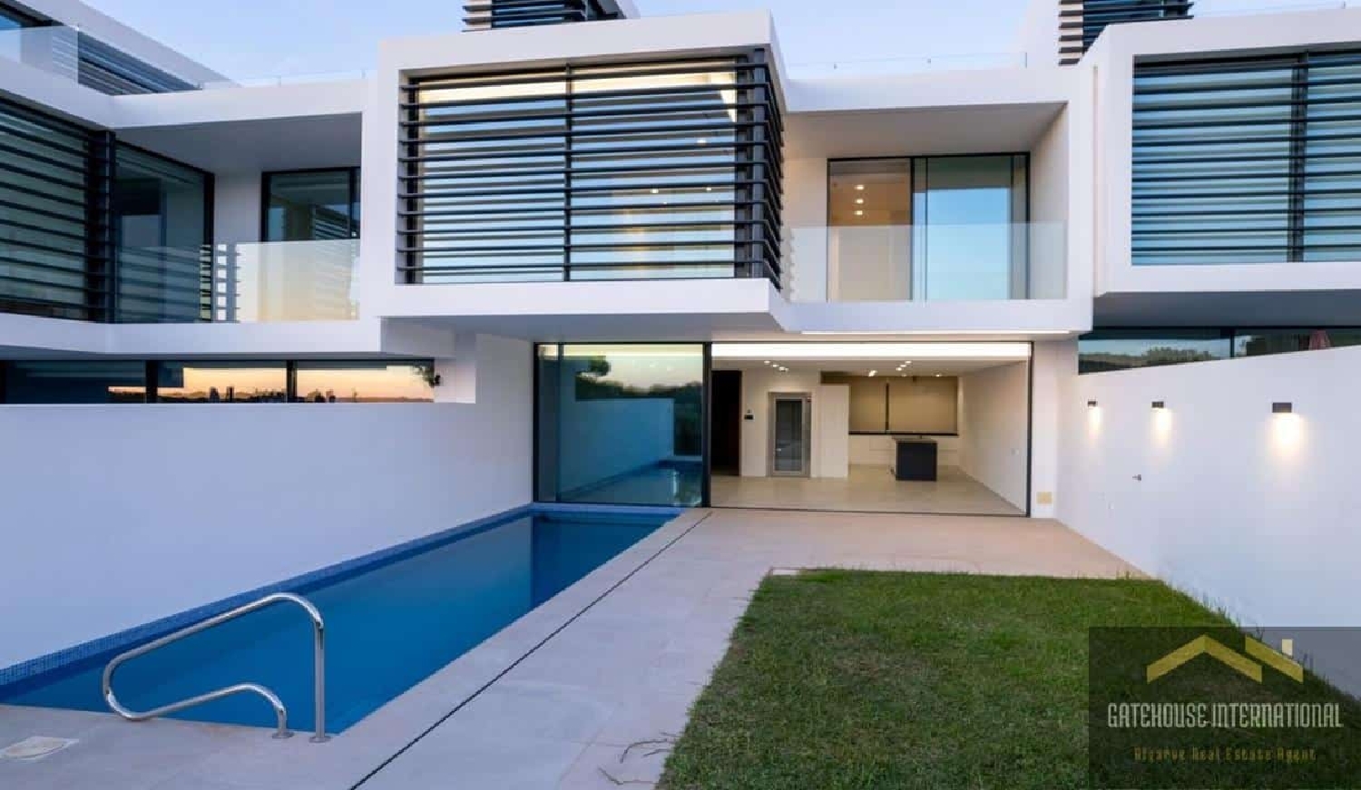 à venda casa Almancil Loulé 3