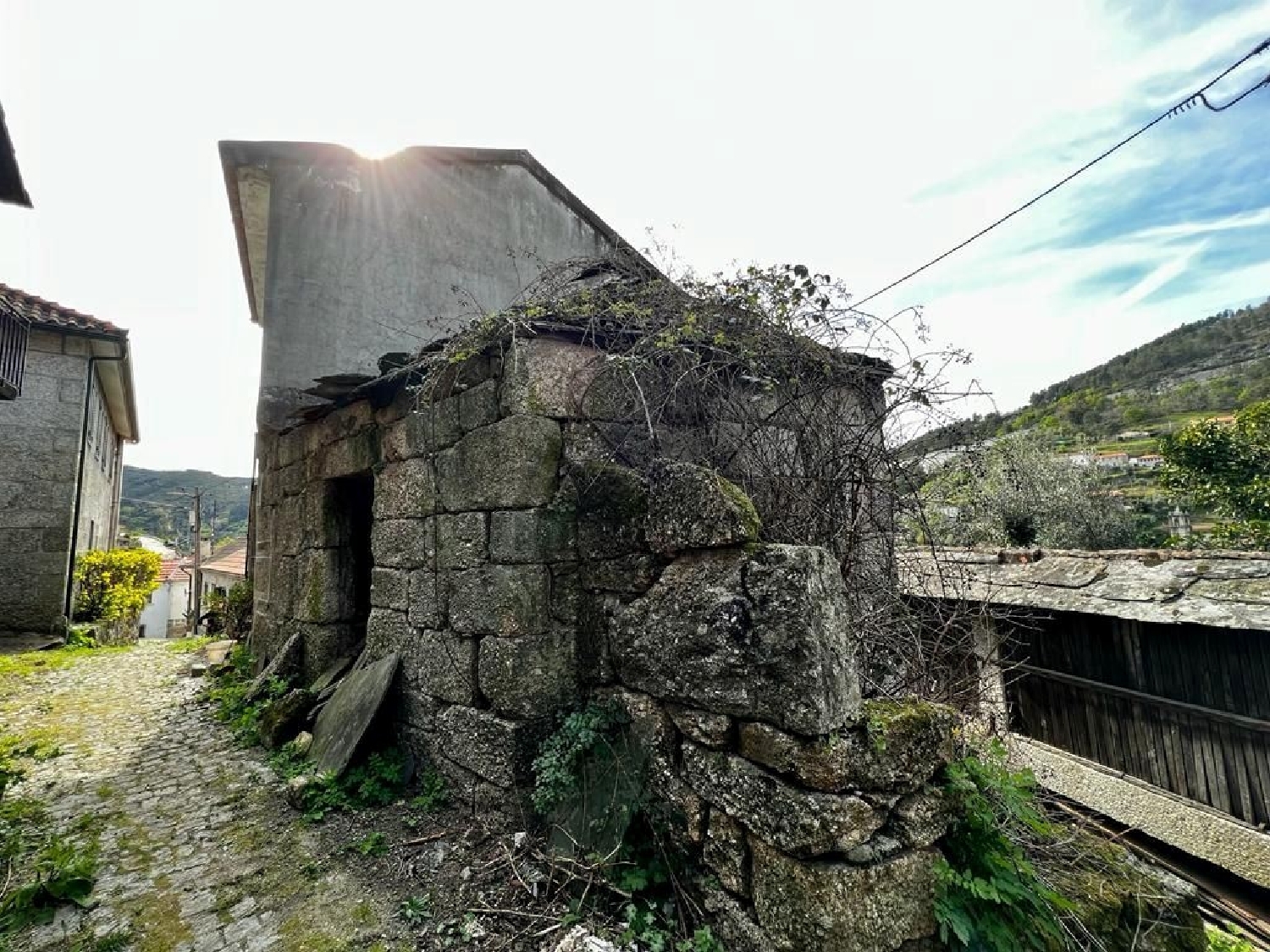  te koop huis Ansiães Amarante 2