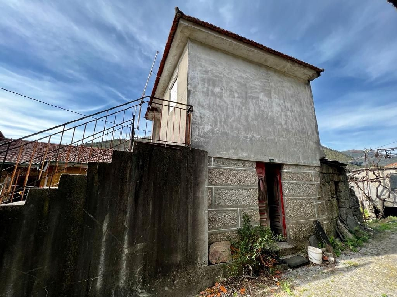  te koop huis Ansiães Amarante 3
