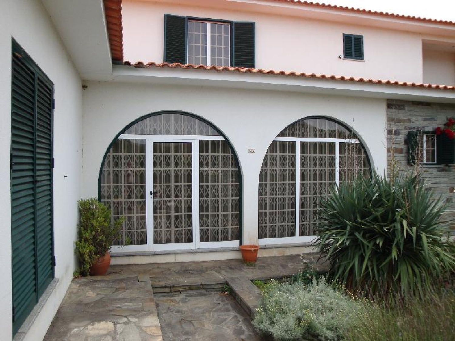 à venda casa Eucisia Alfândega Da Fé 3