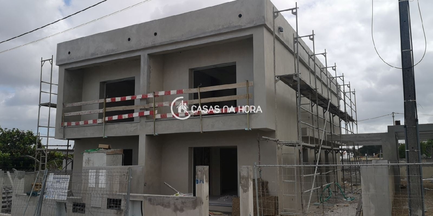 te koop huis Fernão Ferro Seixal 2