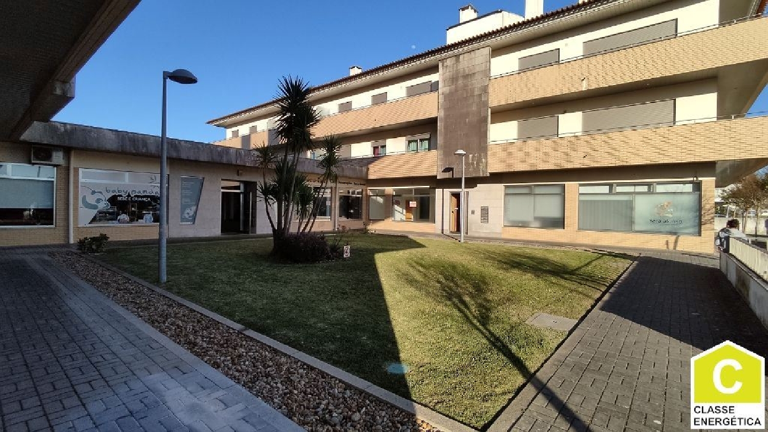  à venda casa Forjães Resende 1