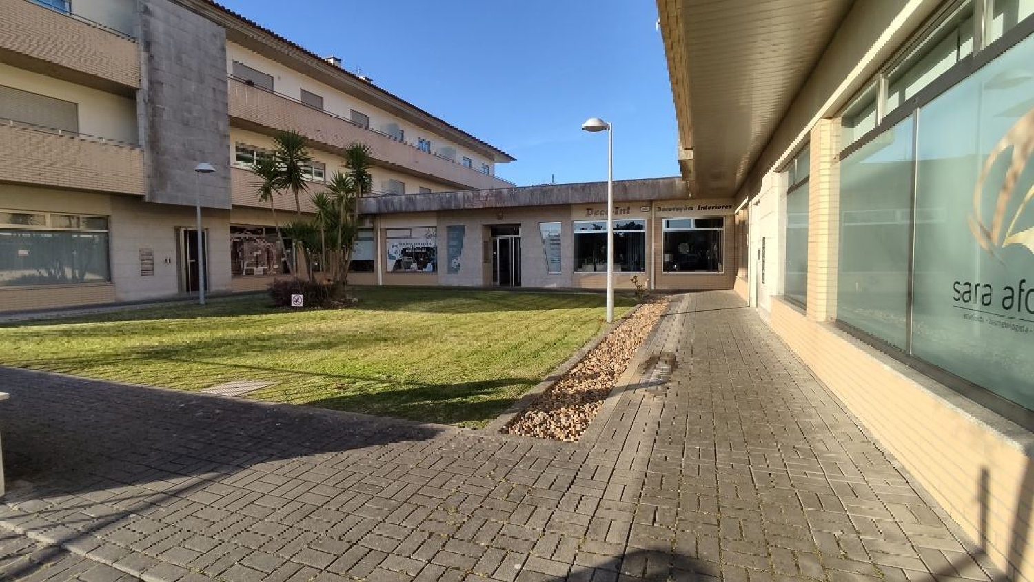 à venda casa Forjães Resende 2