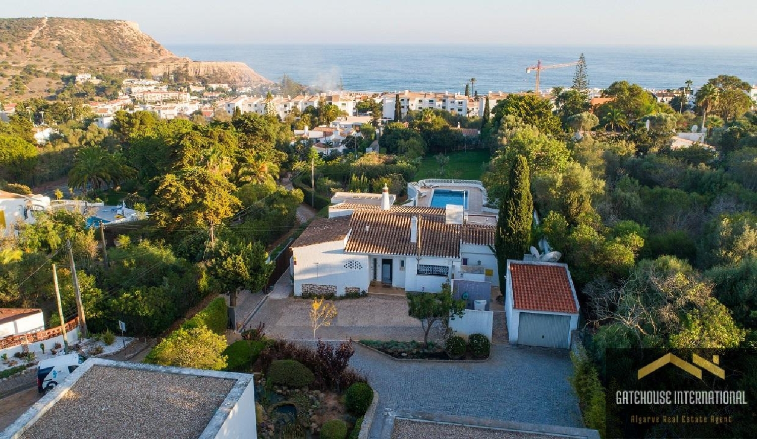 for sale house Luz Lagos 6
