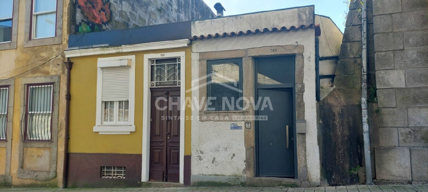  à venda casa Recarei Paredes 1