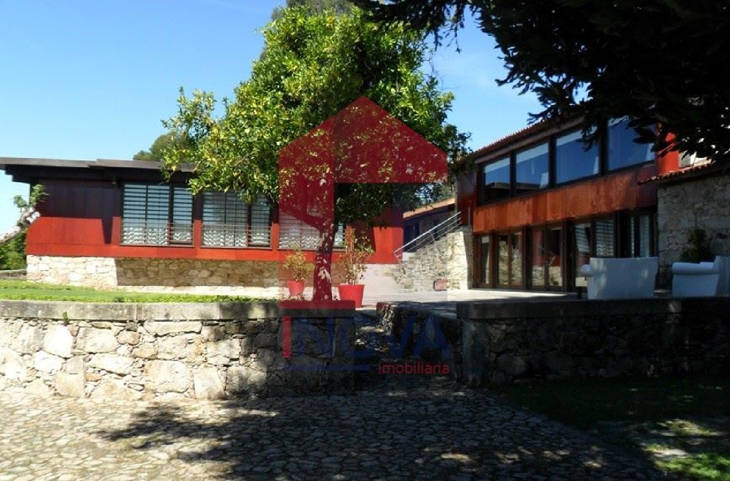 à venda casa Rendufe Amares 2