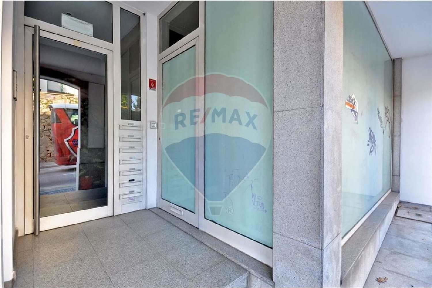 te koop huis Santa Cruz do Bispo Matosinhos 2