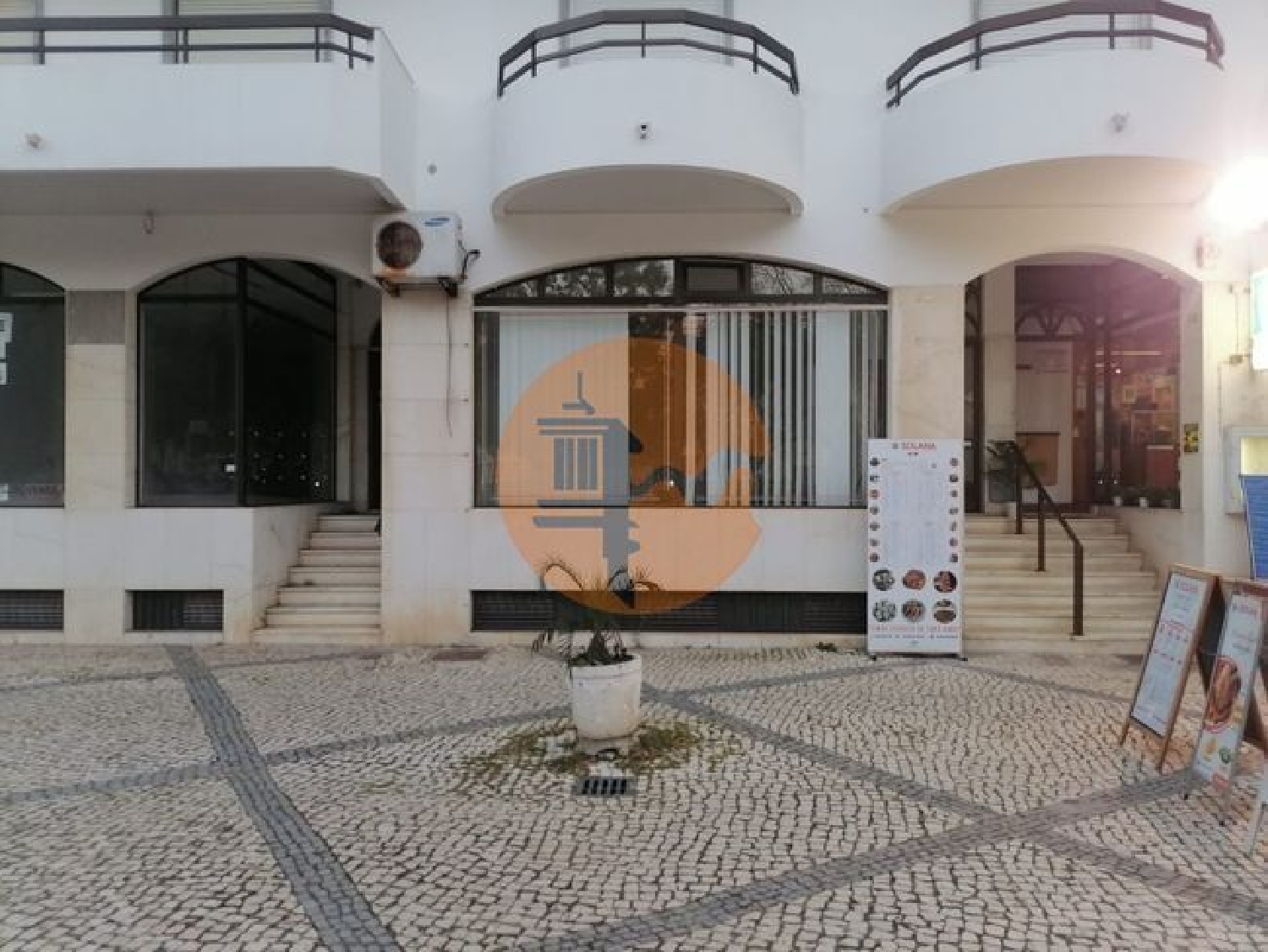 te koop winkel Monte Gordo Vila Real De Santo António 2