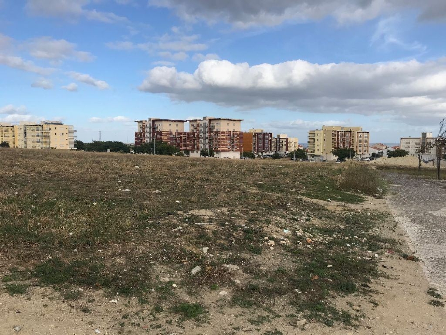  à venda terreno Apelação Loures 2