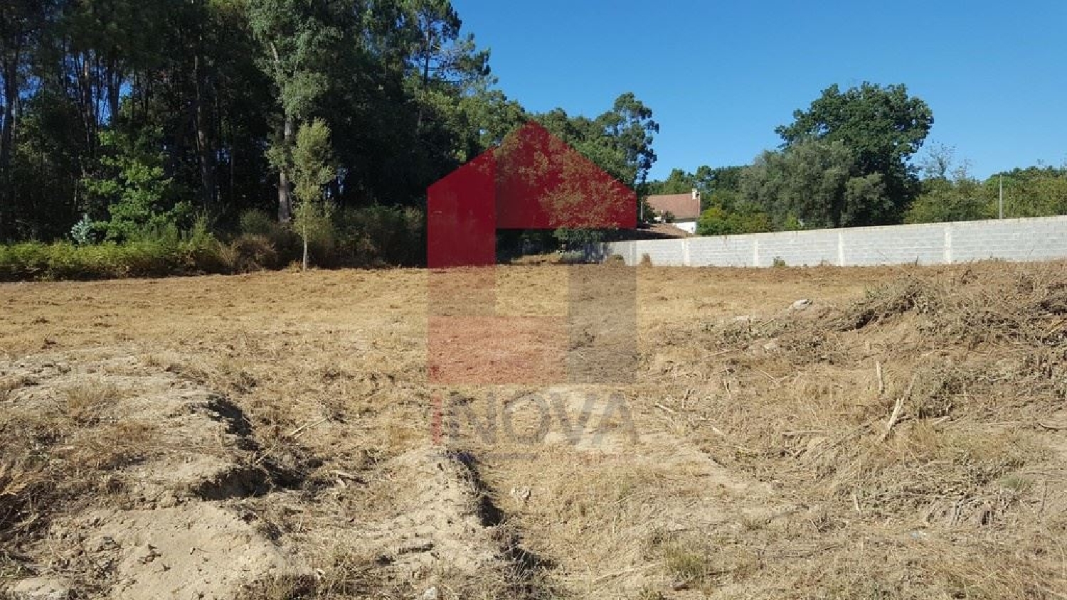 te koop terrein Atiães Vila Verde 3