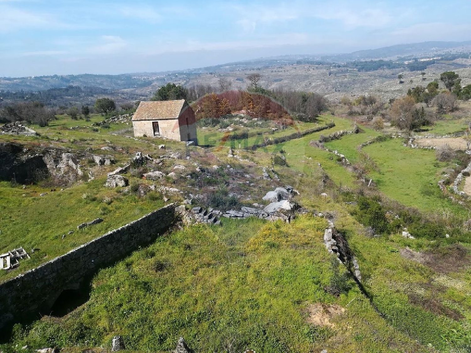 à venda terreno Cativelos Gouveia 1