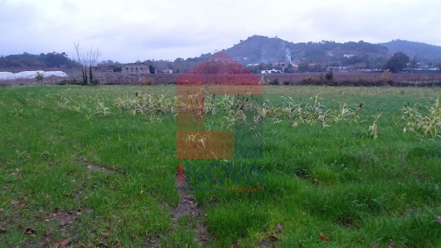 te koop terrein Coucieiro Vila Verde 2