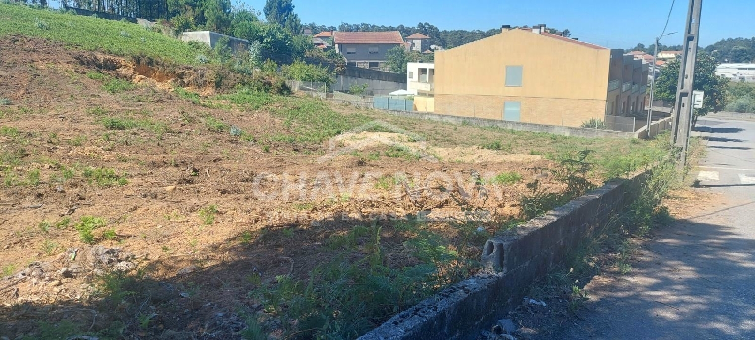 te koop terrein Crestuma Vila Nova De Gaia 2