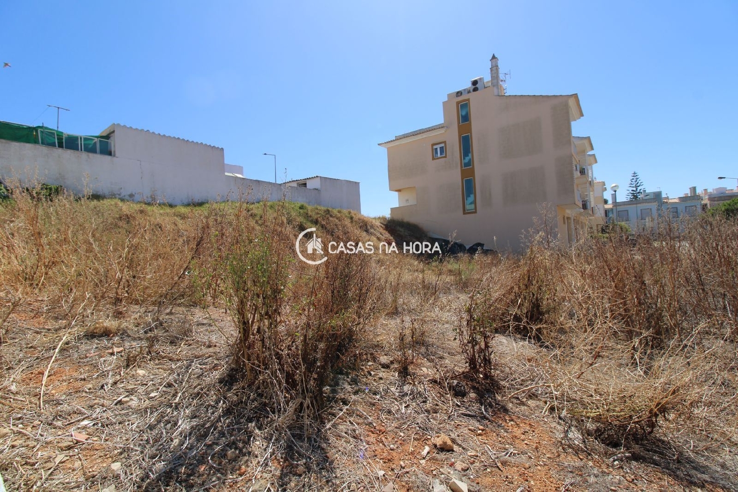  te koop terrein Estombar Lagoa (Algarve) 1