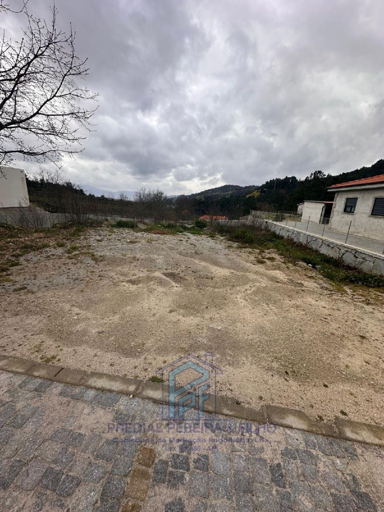 te koop terrein Grilo Baião 3