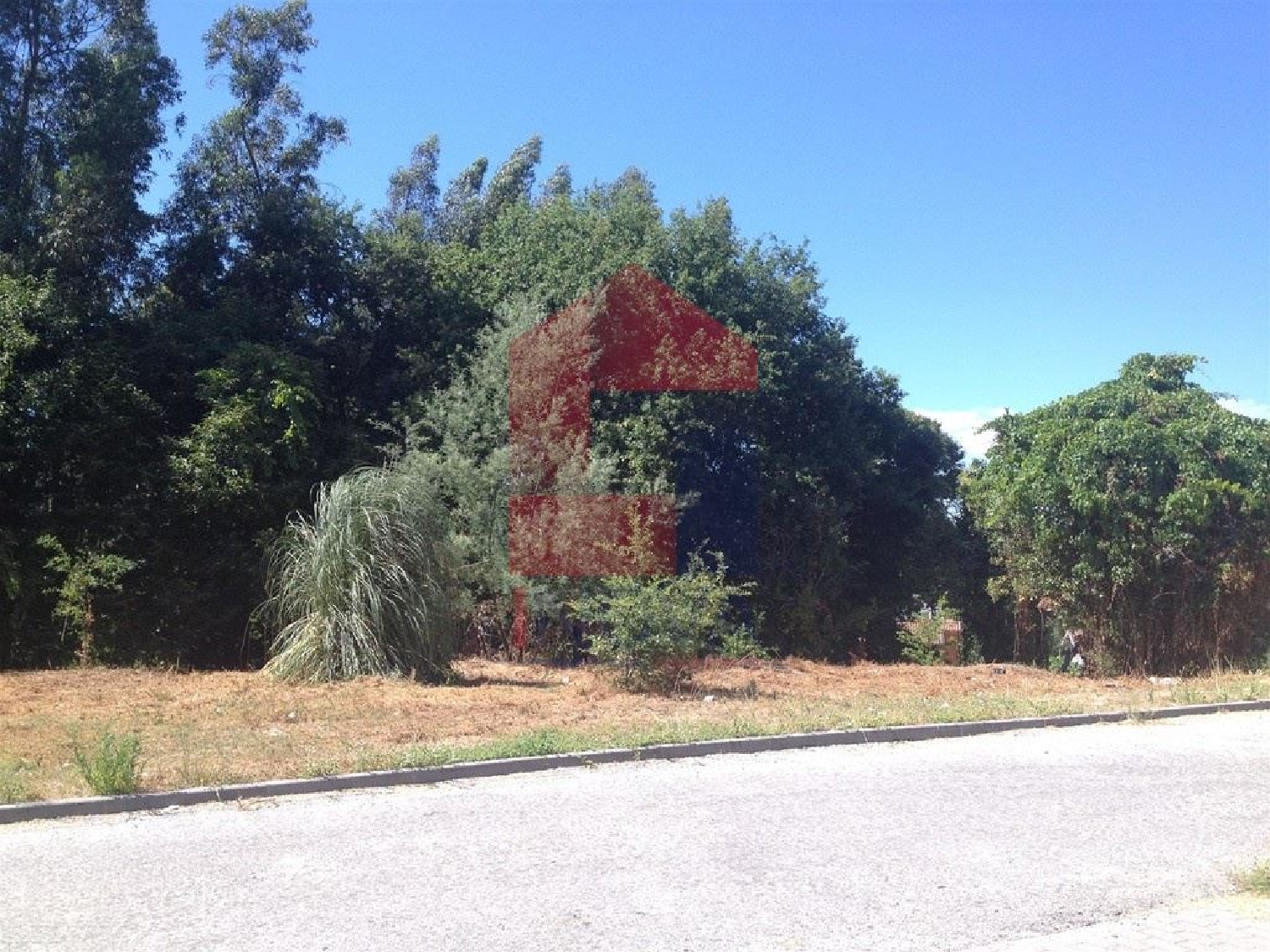  te koop terrein Lanhas Vila Verde 1