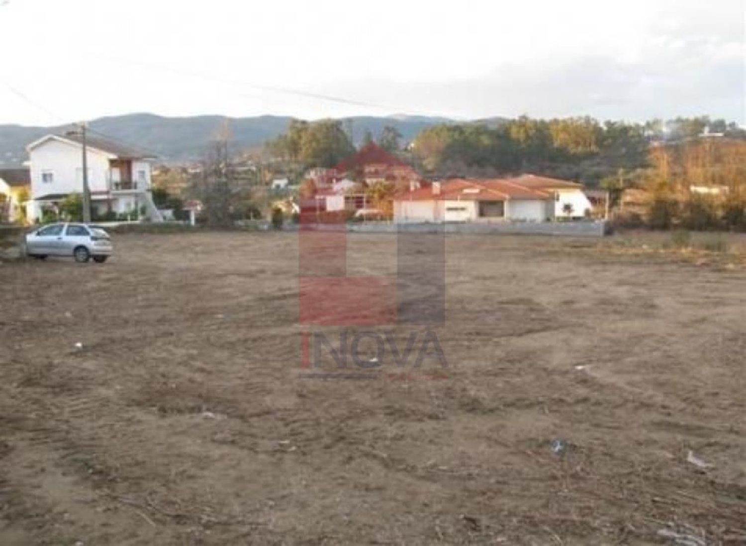 te koop terrein Lanhas Vila Verde 2