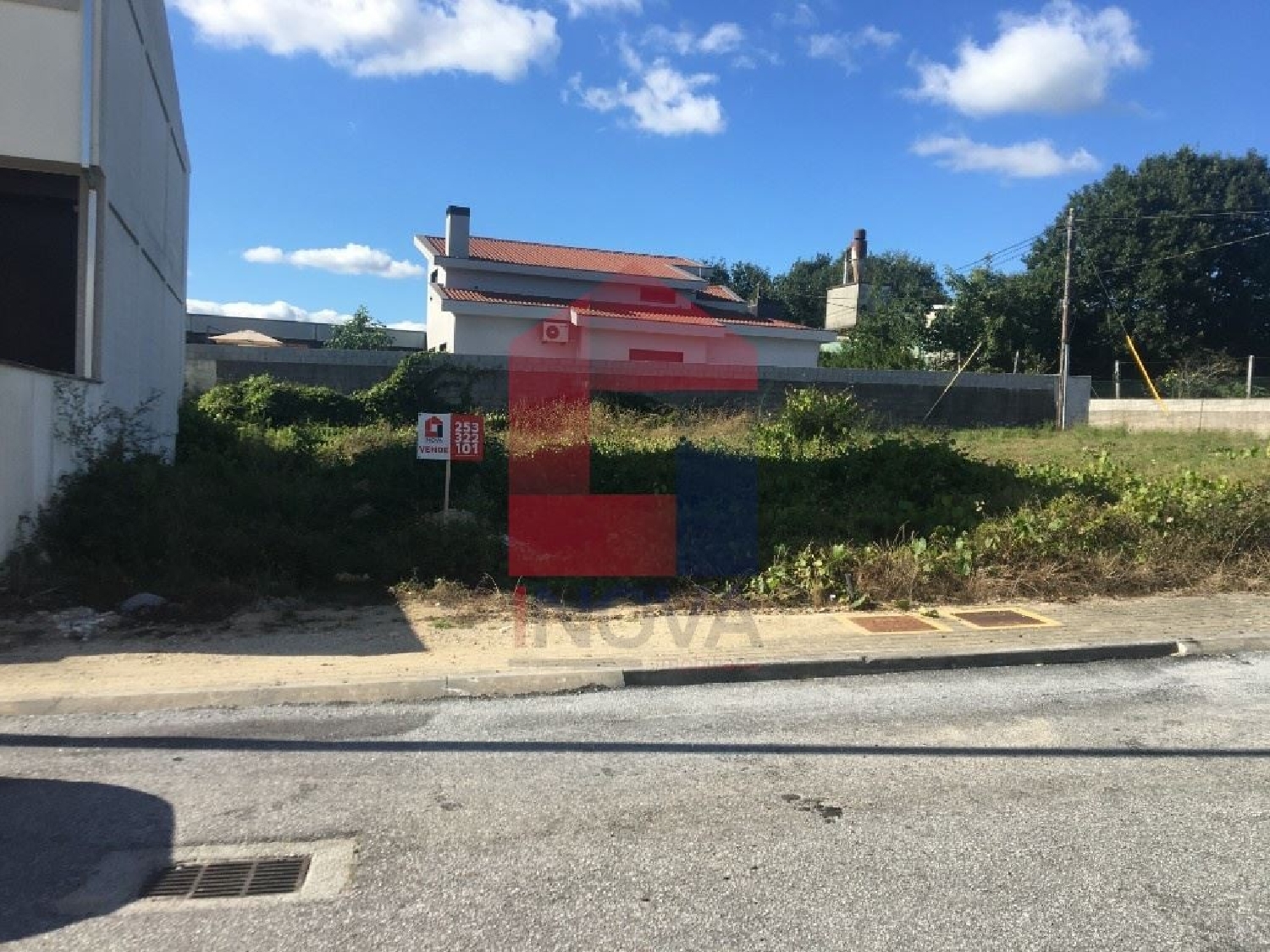  köpa tomt Loureda Vila Verde 1