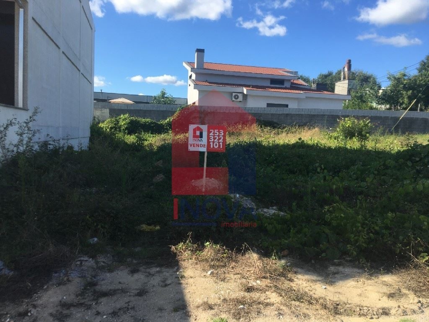 köpa tomt Loureda Vila Verde 2
