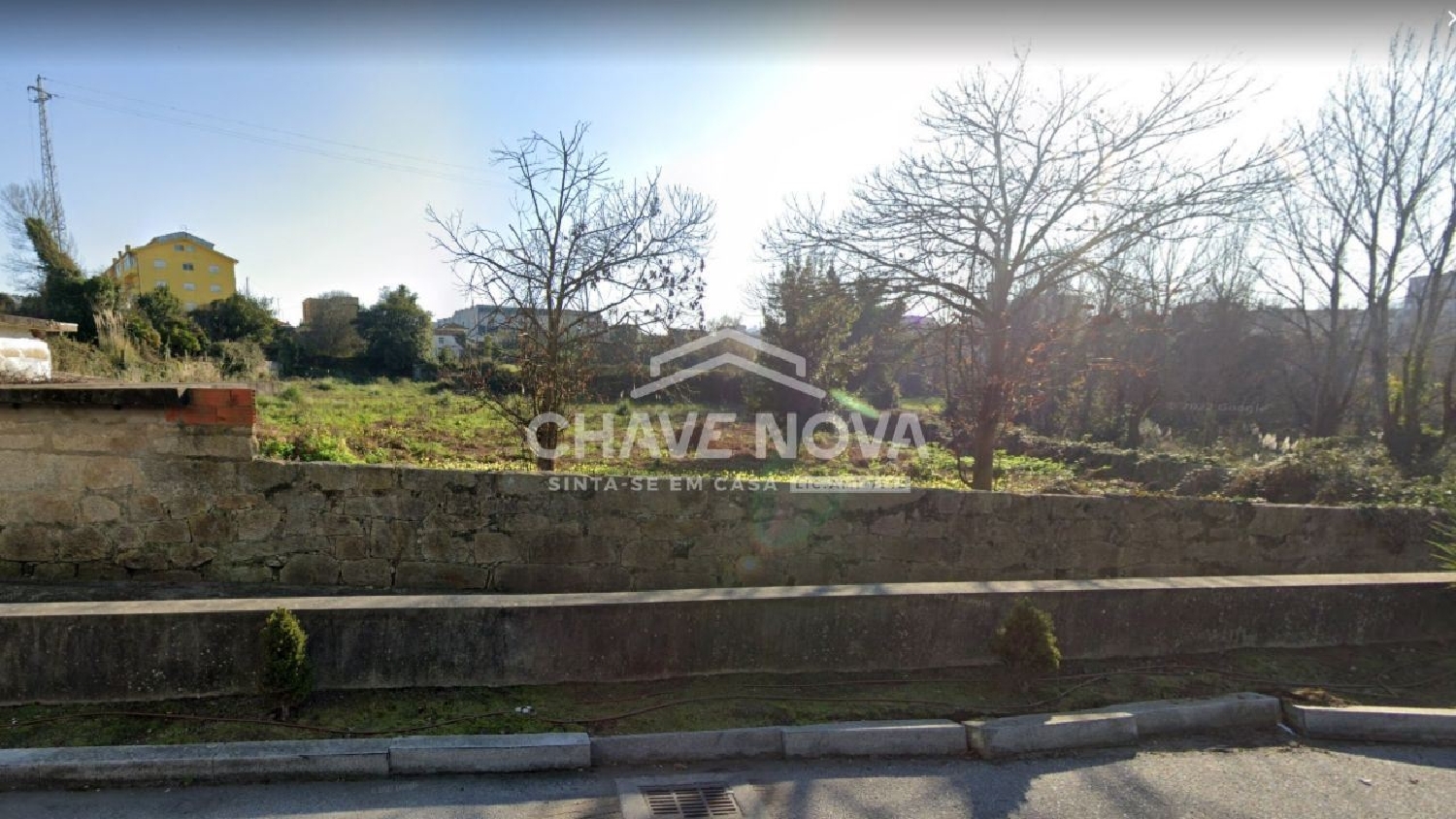  à venda terreno Oliveira do Douro Cinfães 1